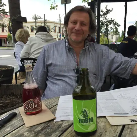 Victor, 60