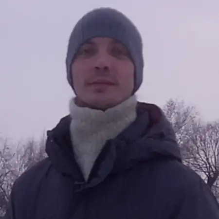 Владимир, 42
