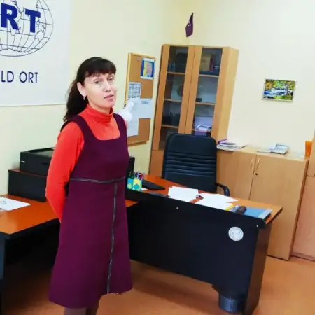 Лариса, 55