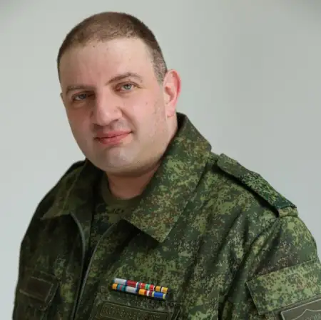 Александр, 52