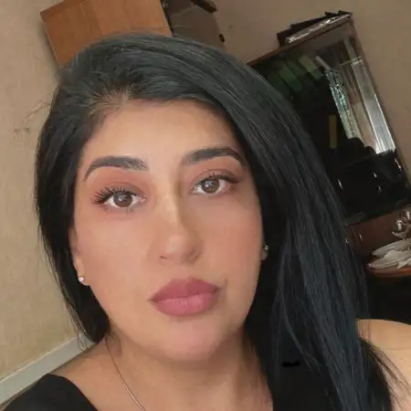 Надежда, 47