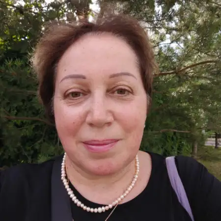 Эсти, 55
