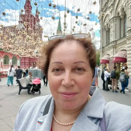 Эсти, 55