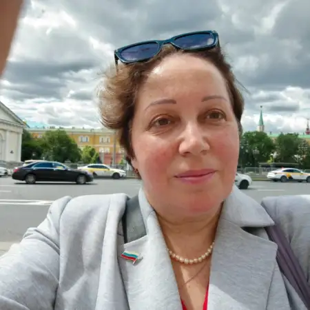 Эсти, 55