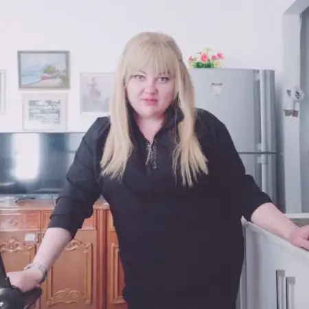 Ester, 43Реховот, Израиль
