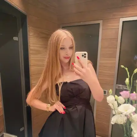 Диана, 20