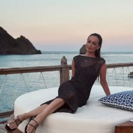 Anna, 42