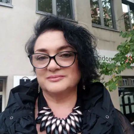 Инна, 58