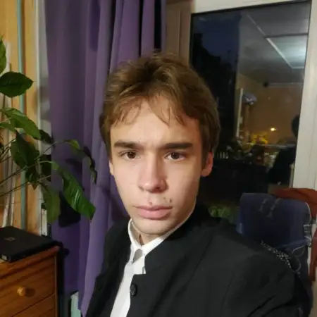 Павел, 20