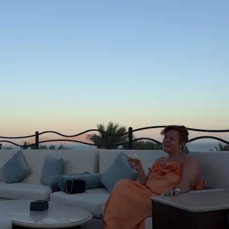 Елена, 51