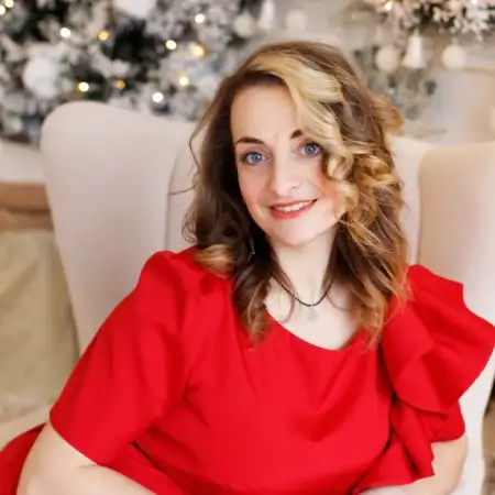 Яна, 35