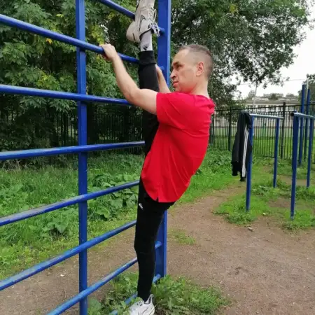 Александр, 50