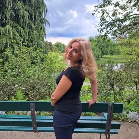 Irina, 54