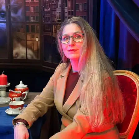 Елена, 51