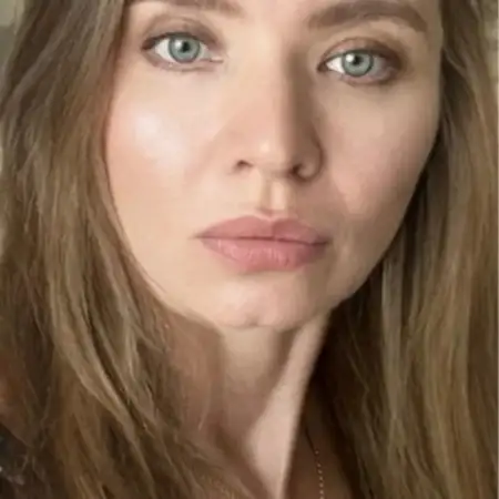 Эльмира, 45
