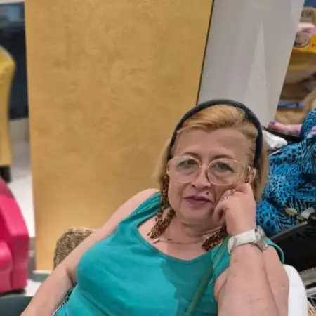 Elena, 67