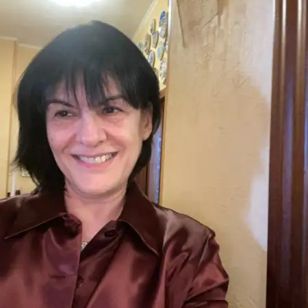 Елена, 66