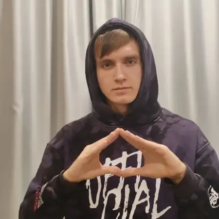 Артём, 20