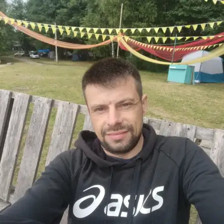Дмитрий, 42