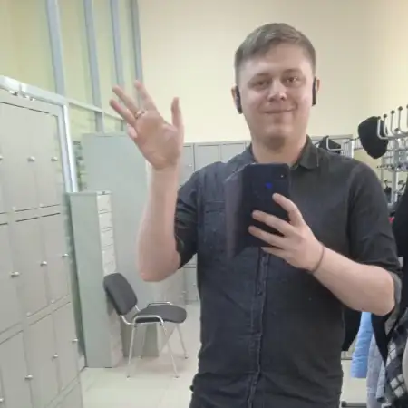 Dmitriy, 36