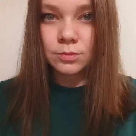 Viktoriya, 34