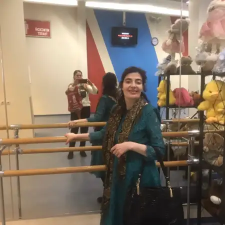 Яна, 40