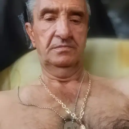Юрий, 64