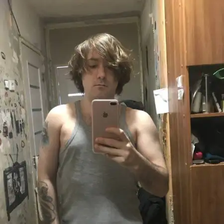 Виктор, 46