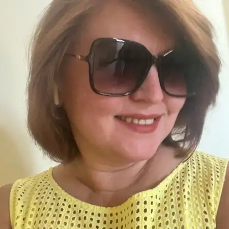 Ира, 53