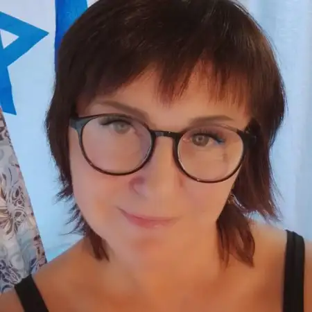 Анна, 48