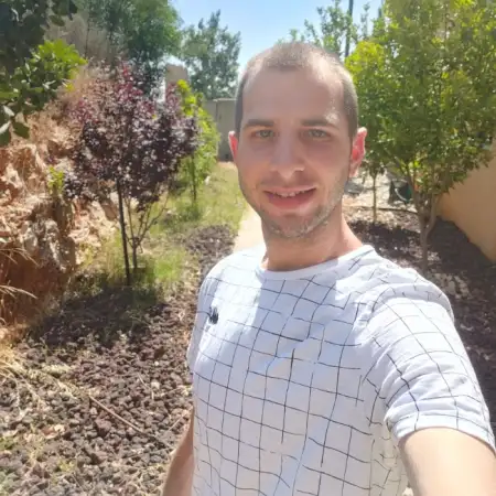 Yaacov, 32Пардес Хана, Израиль 