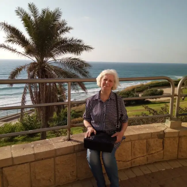 Lilya, 69 - Zug for me