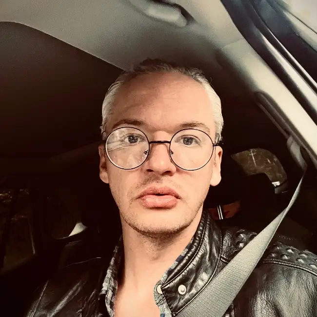 Anton, 38 - Zug for me
