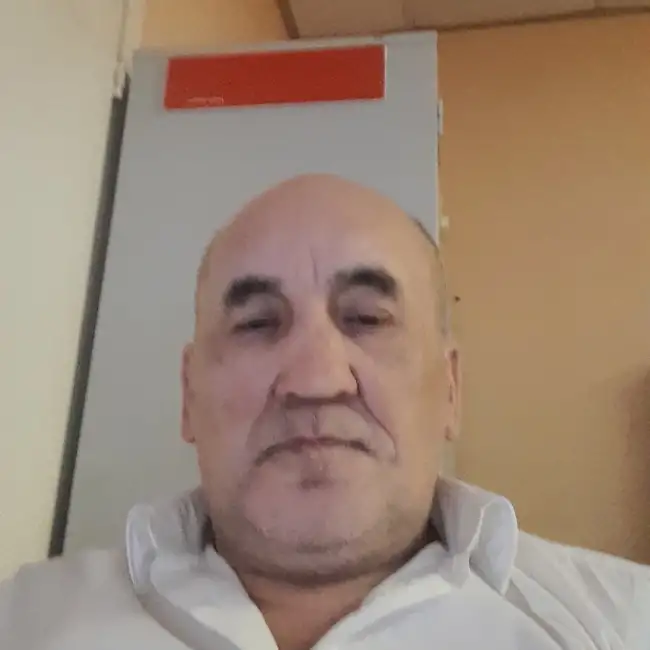Зуфар, 52