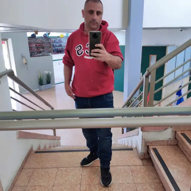 חן, 46, Петах Тиква, Израиль - Zug for me