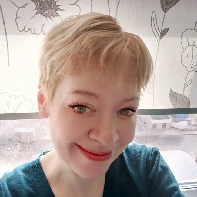 Julia, 47 - Zug for me