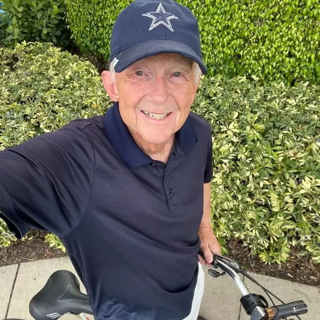 Robert, 83, Тель Авив, Израиль - Zug for me
