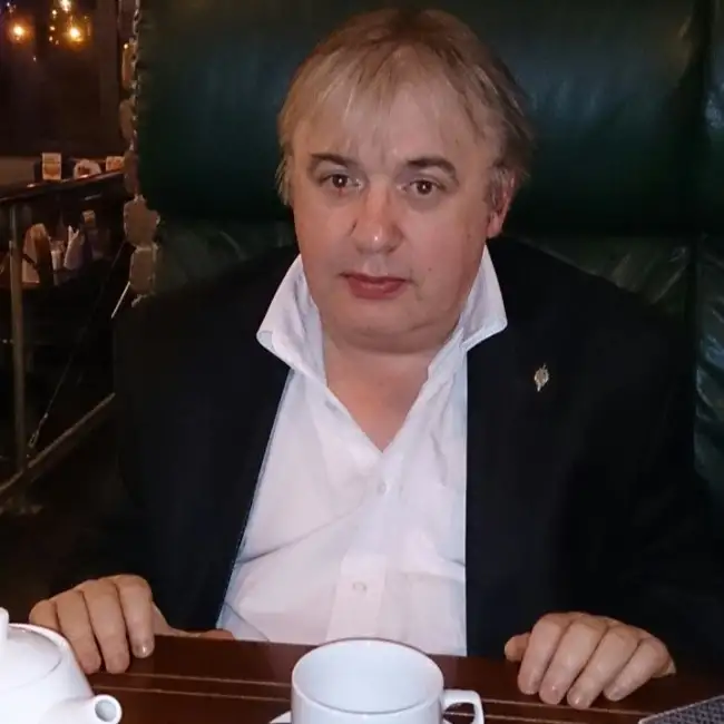 photo of Oleg. Link to photoalboum of Oleg