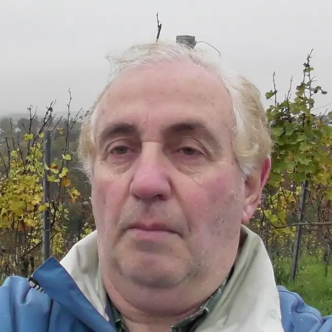 Mikhail, 70 - Zug for me