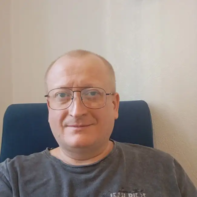 Alex, 45 - Zug for me