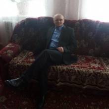 Олег, 58 лет Тель Авив желает найти на израильском сайте знакомств 