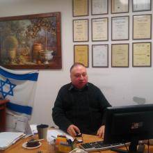 emilgv, 54 года Нешер хочет встретить на сайте знакомств  Женщину из Израиля
